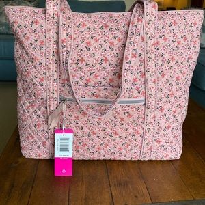 Vera Bradley Vera Tote - Sweethearts & Flowers